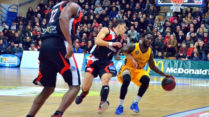 ALM Evreux Basket 77 - 65 Aix-Maurienne