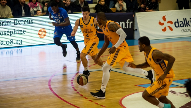 CDF 1/16 : ALM Evreux 79 - 90 HTV Basket