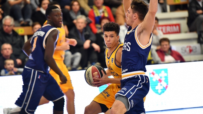 J21 : Poitiers 81 - 89 ALM Evreux