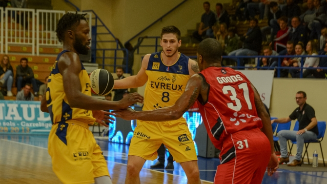 J3 : Nancy 70 - 74 ALM Evreux