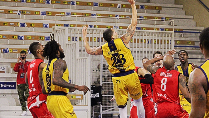 PRO B J25 : EVREUX 80 - 73 AIX-MAURIENNE