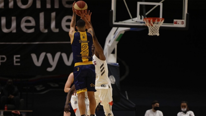 PRO B J30 : PARIS 92 - 79 EVREUX