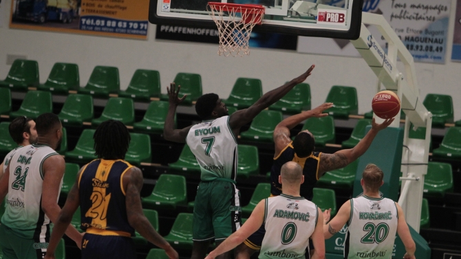 PRO B J24 : GRIES 70 - 71 EVREUX