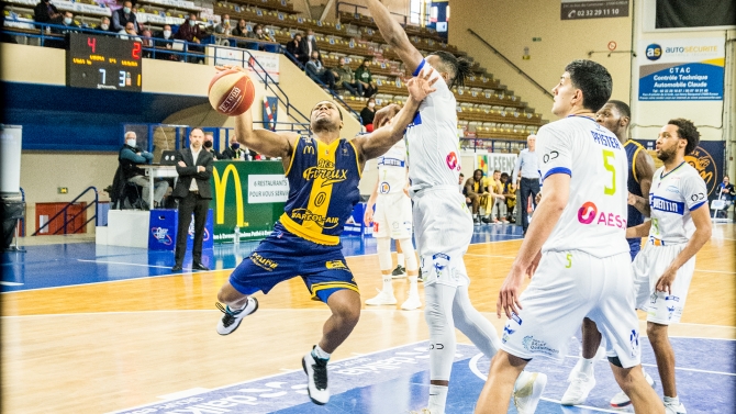 PRO B J22 : SAINT QUENTIN - EVREUX