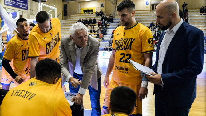 PRO B J7 : EVREUX / AIX-MAURIENNE