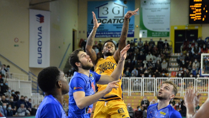 PRO B J9 : EVREUX 79 - 80 ROUEN