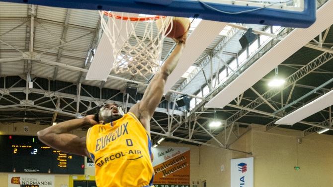 PRO B J30 : EVREUX 78 - 70 TOURS