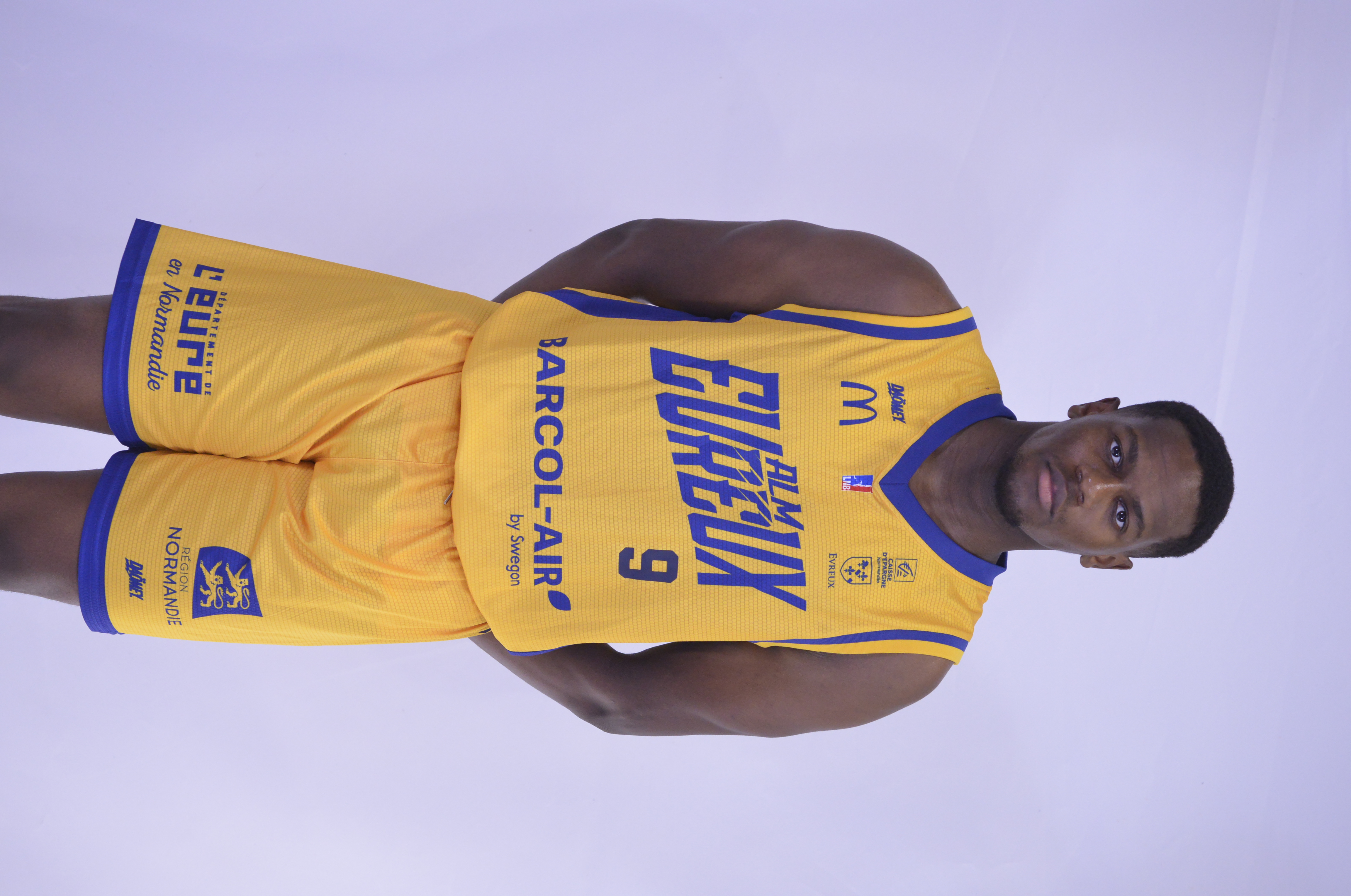 ALM EVREUX BASKET - Hugo MIENANDI